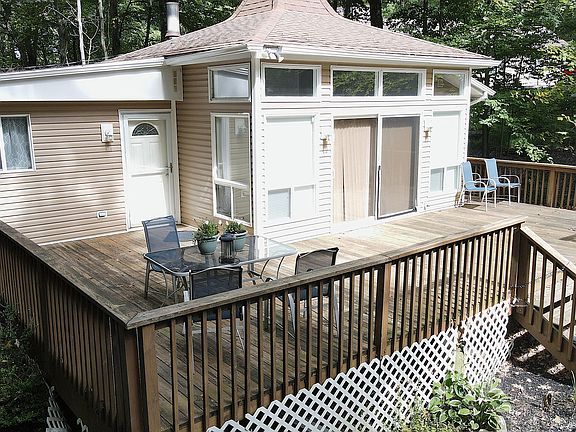 4th image of 104 Hickory Ln