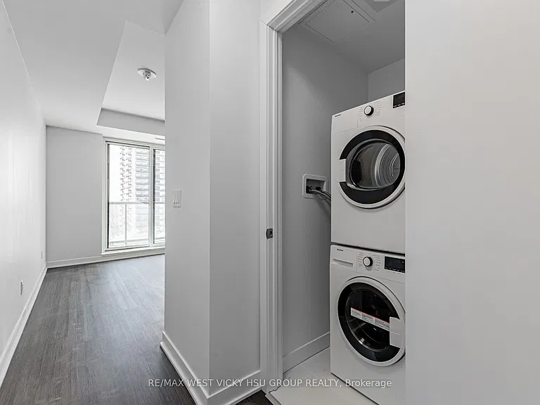185 Alberta Ave #810 — Photo 12