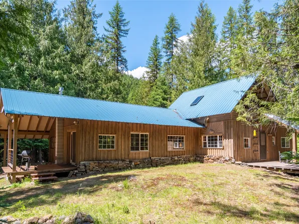 53 Shabear Way, Troy, MT 59935