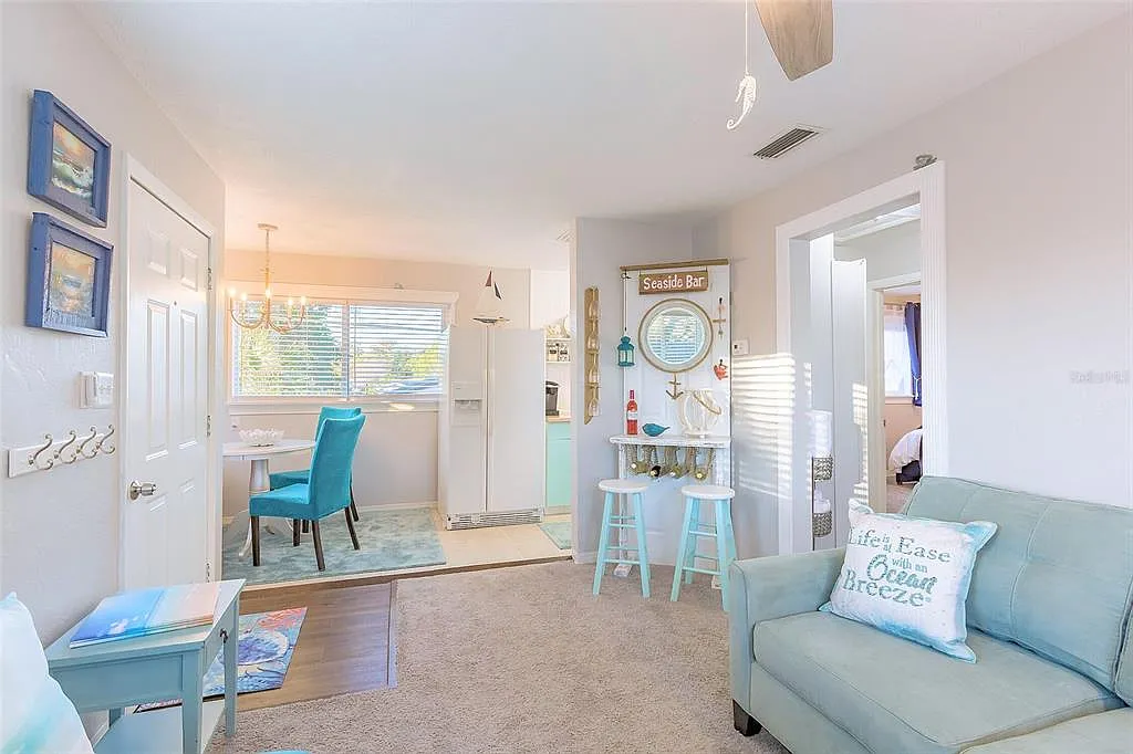2 bed, 1.0 bath, 618 sqft, $2,995 — Photo 3