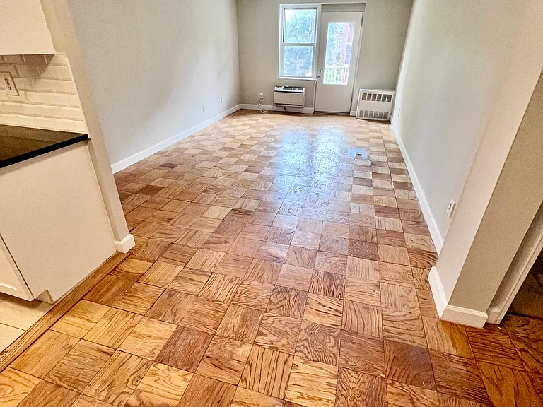 13981 35th Ave #4G — Photo 10