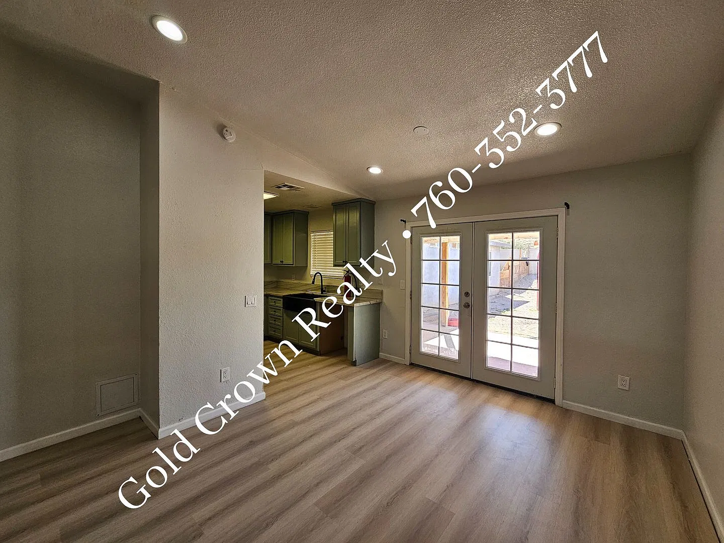 179 Southwind Dr — Photo 2