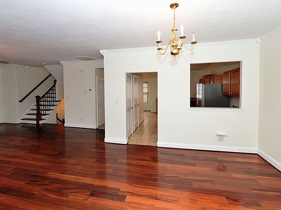5th image of 4027 Palmer Ct