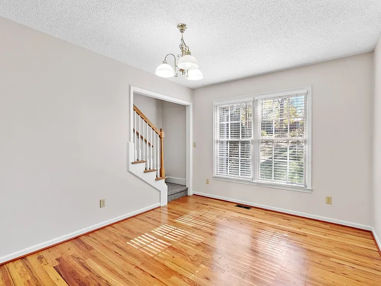 22 Country Club Dr — Photo 23