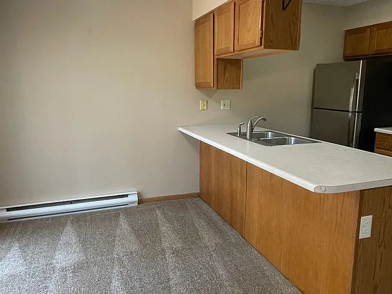 1801 Red Dale Dr — Photo 9