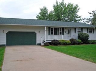 1677 Coventry Ct, Reedsburg, WI 53959