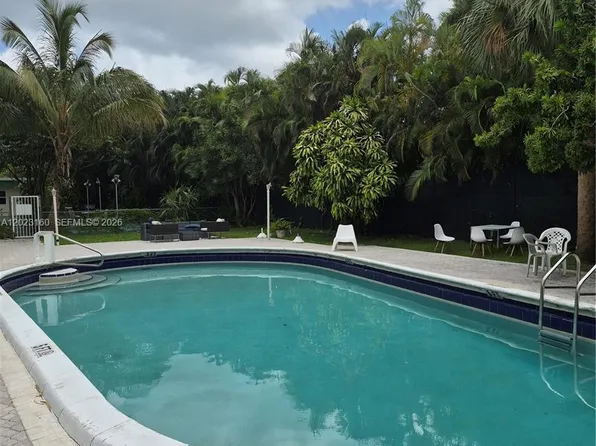 1420 Atlantic Shores Blvd APT 236, Hallandale, FL 33009