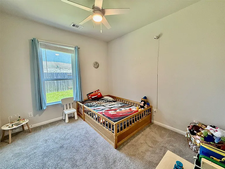 307 Twin Lakes Blvd W — Photo 21