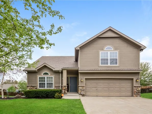 10933 N Lane Ave, Kansas City, MO 64157