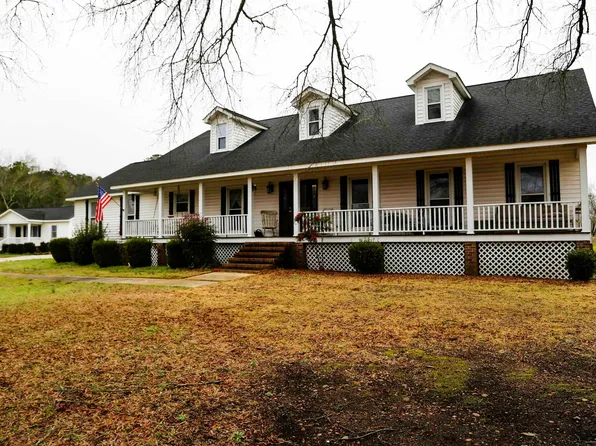 611 Longtown Rd, Lugoff, SC 29078