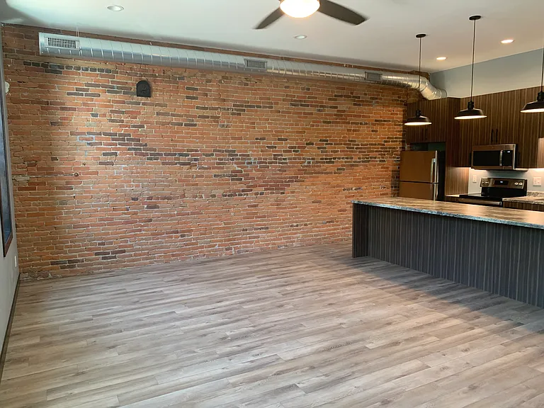 110 S Iowa Ave #1 — Photo 2