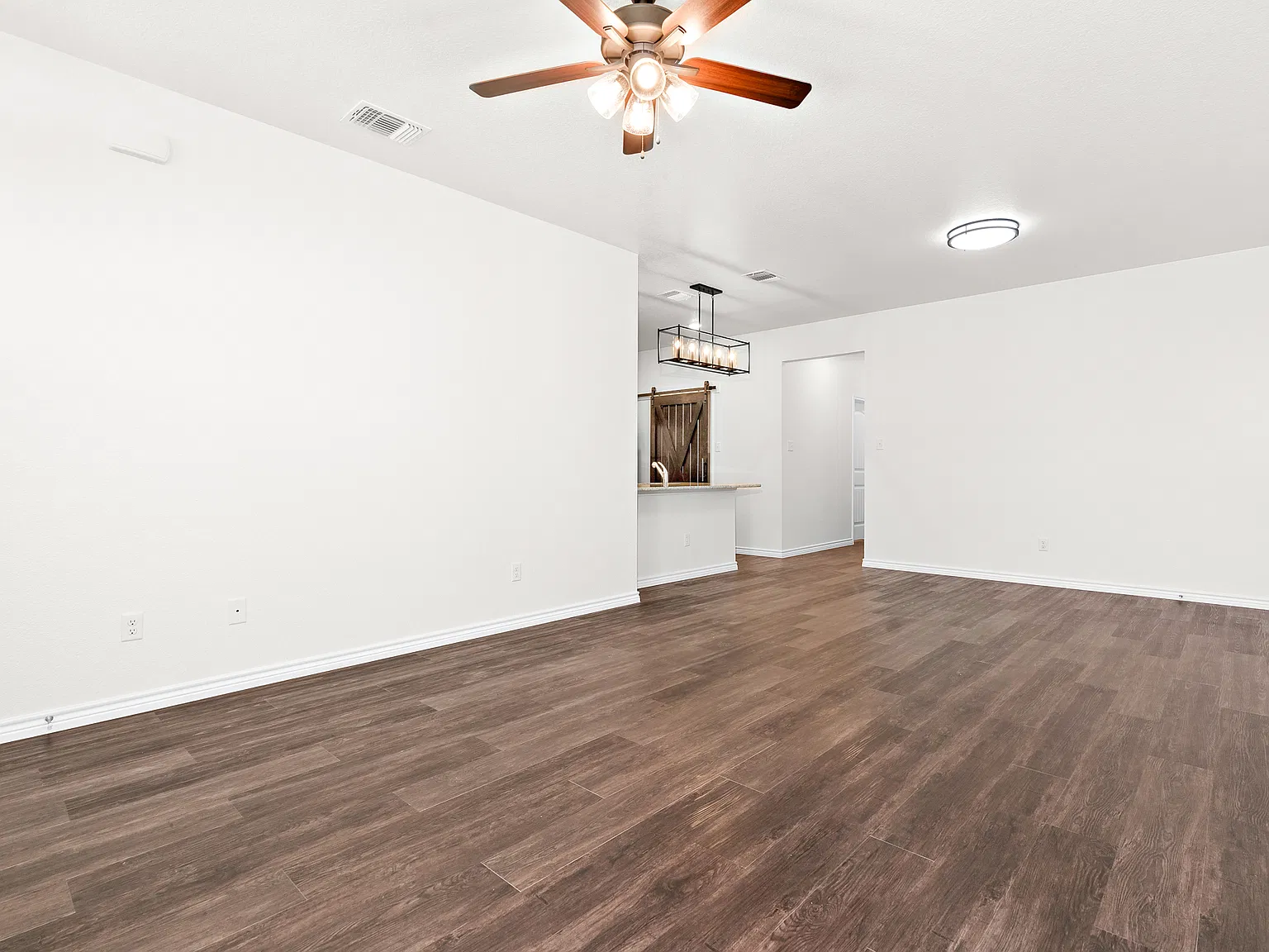 5003 Rose Garden Loop - 1 — Photo 4