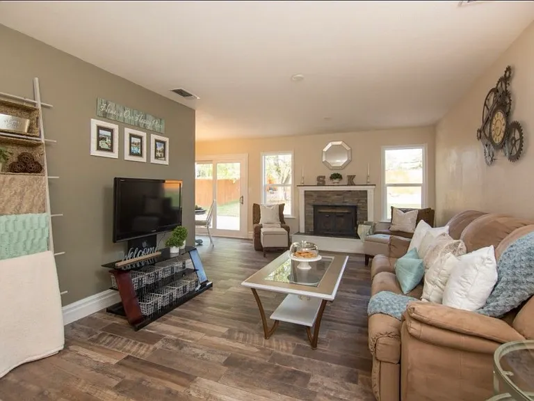 7838 Tabare Ct — Photo 4