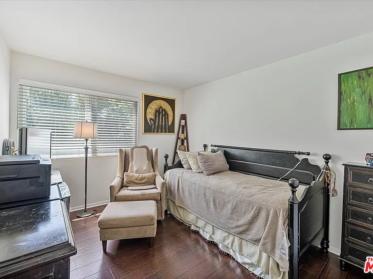 12834 Landale St — Photo 23