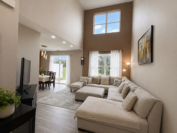 3rd image of 475 Dancer Ln
