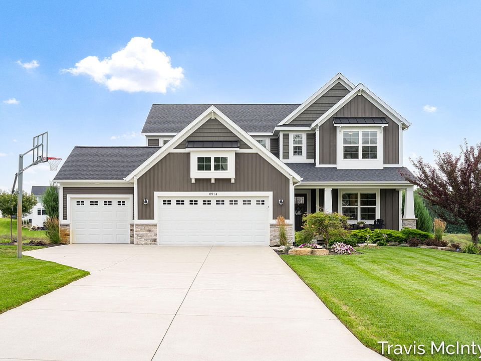 1st image of 8914 Sterling Hills Dr NE