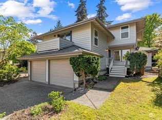 4205 NE 169th Ct, Lake Forest Park, WA 98155