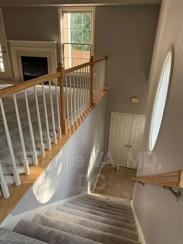 2 bed, 2.0 bath, 1343 sqft, $2,500 — Photo 3