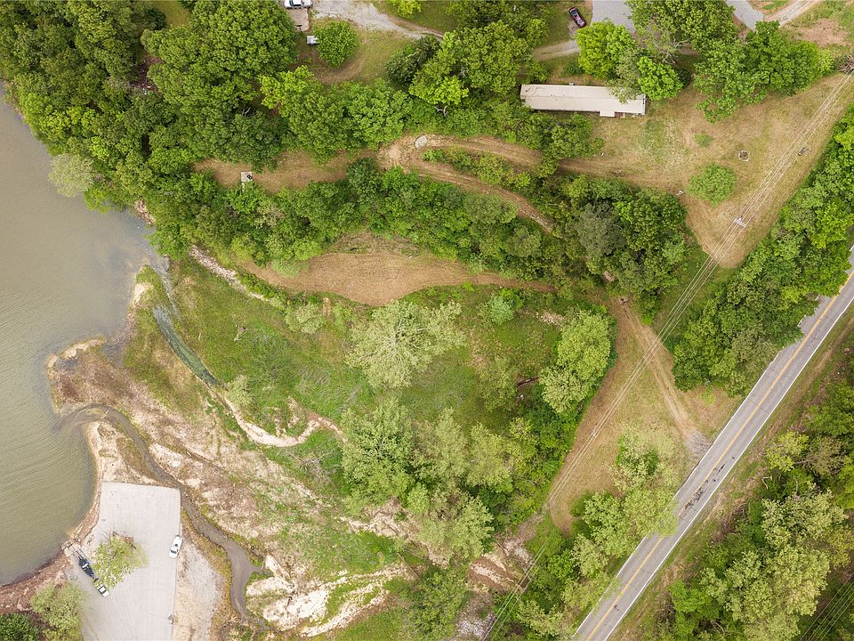 4th image of 4664 S Highway 82