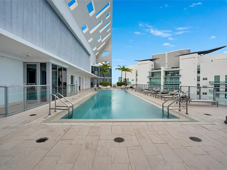 1300 Brickell Bay Dr #2000 — Photo 21