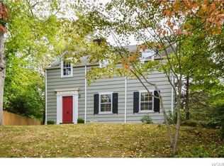 38 Seely Pl, Scarsdale, NY 10583
