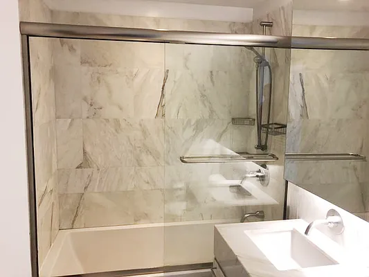 Rented by Mark International Real Estate | media 35