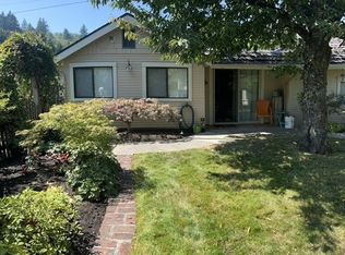 10425 E Riverside Dr, Bothell, WA 98011
