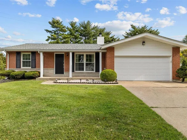 12159 Plainsman Dr, Saint Louis, MO 63146