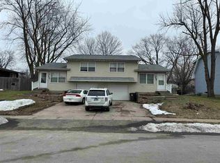 2104 & 2106 Taylor Dr, Iowa City, IA 52240