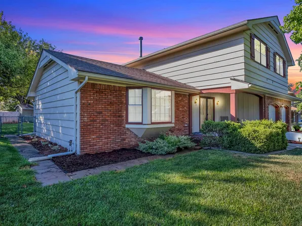 304 Rolling Hills Dr, Newton, KS 67114