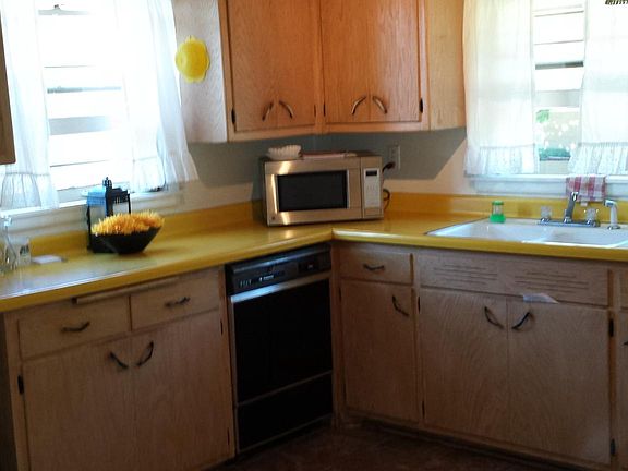 2nd image of 4153 N 91st St APT 4