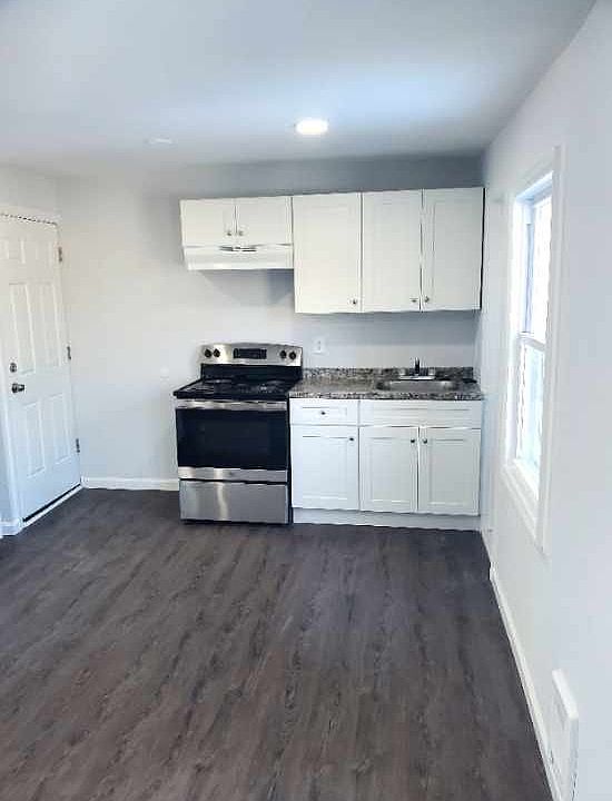 1st image of 820 E Hazelwood Ave #2