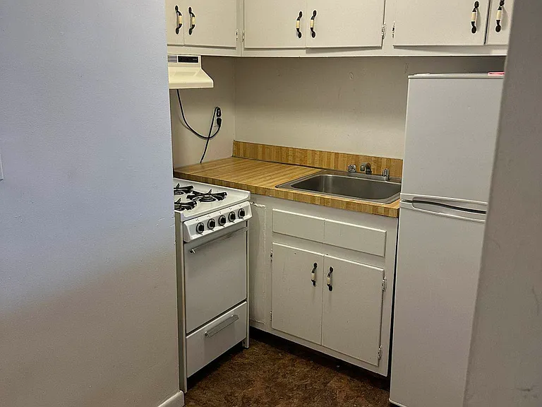 307 E 89th St #3H — Photo 3