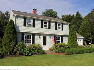 21 Pinewood Dr, Cumberland, ME 04021