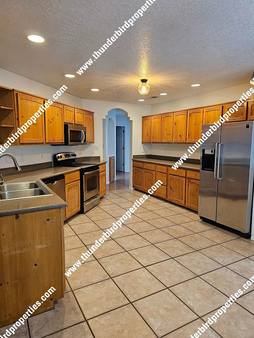 Building Photo - 4109 Ojos Prieto Dr NW