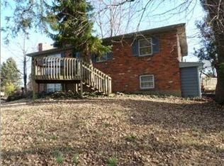 5010 E Manslick Rd, Louisville, KY 40219