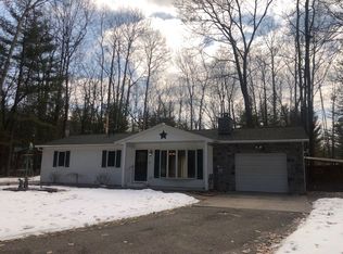 7445 W Nestel Rd, Houghton Lake, MI 48629