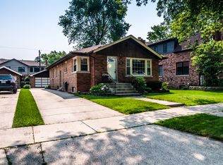 9739 S Hamlin Ave, Evergreen Park, IL 60805