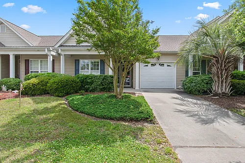 5104 Elton Dr SE Photo 1