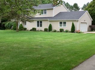 9759 Ramm Rd, Monclova, OH 43542