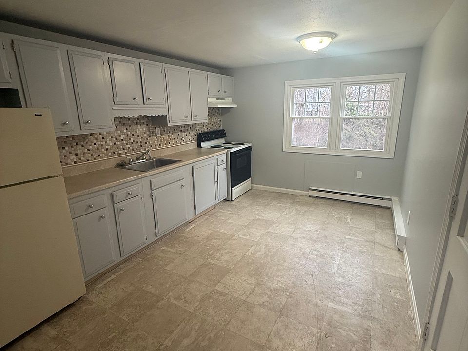 1st image of 21 Folly Mill Ter Unit 1C