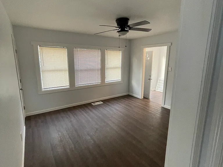 3225 Gifford St — Photo 20