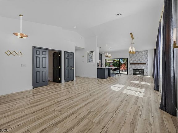 5th image of 2112 Mission Peak Cir