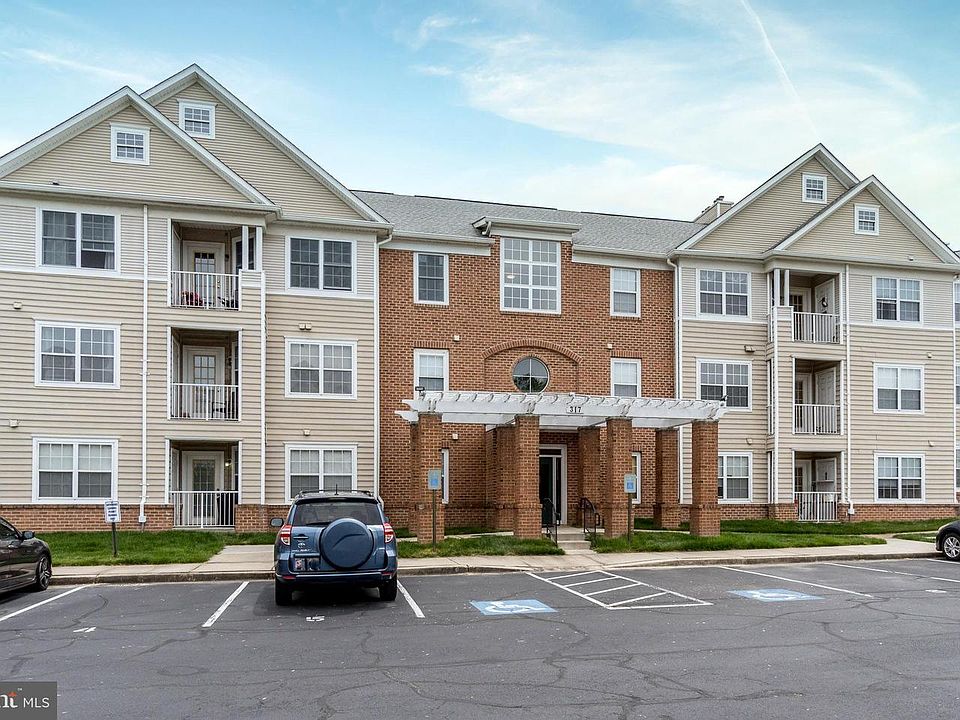 1st image of 317 Eagle Landing Ct #317A