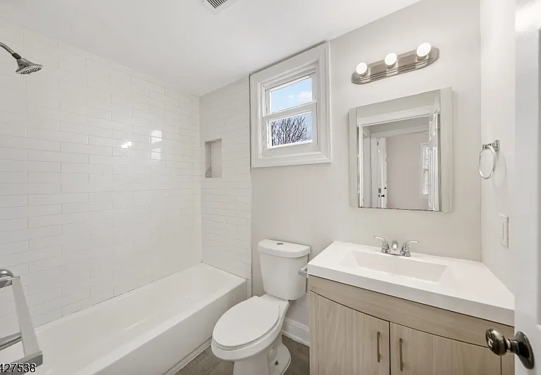 55 Lentz Ave — Photo 14