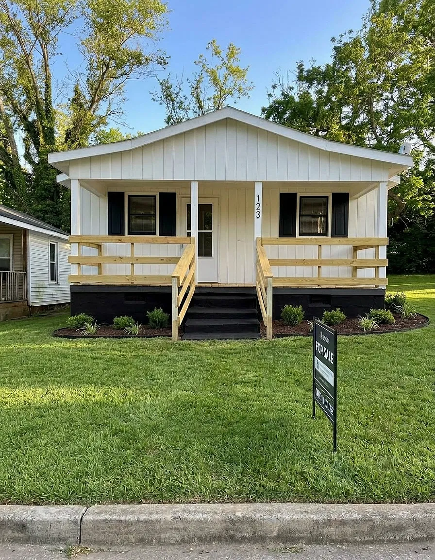 2 bed, 1000 sqft, $1,250 — Photo 1