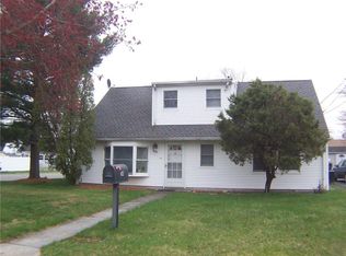 34 W Warren St, Iselin, NJ