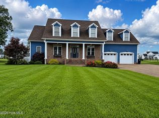 117 Pelican Pointe Dr, Elizabeth City, NC 27909