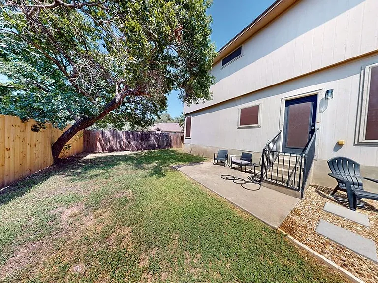 6705 Rosita Oak Dr — Photo 48