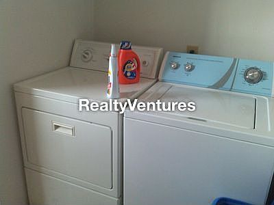 2nd image of 246 Lexington St #3